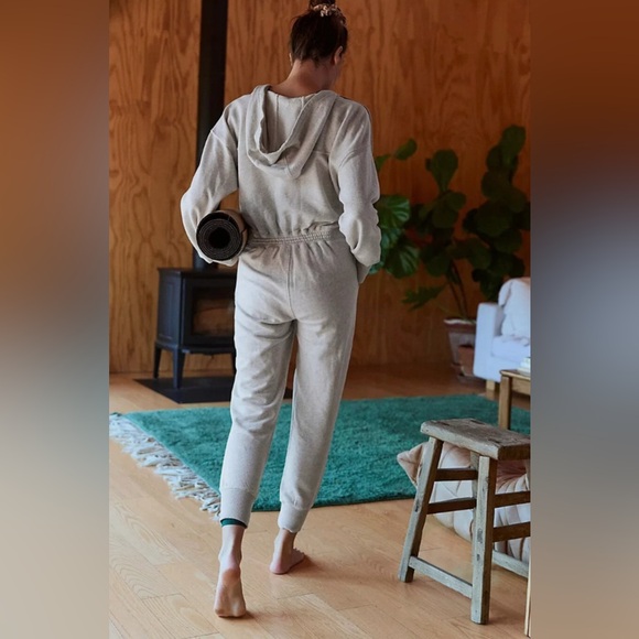 NWT FP Movement x Hatch Warm Up Jumpsuit Size Small MATERNITY Limited Collab - Picture 2 of 5